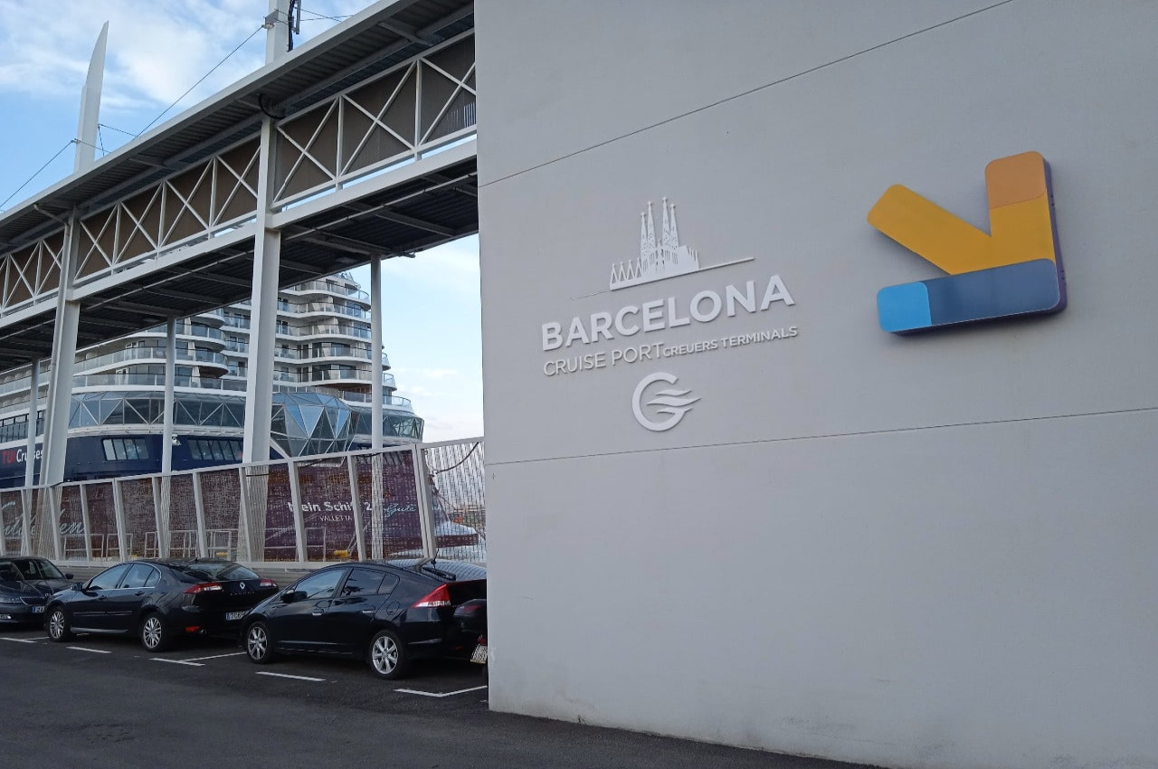 puerto de cruceros Barcelona Muelle adosado